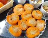 Foto del paso 1 de la receta: Albaricoques asados al whisky con crema de mascarpone