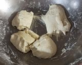 A picture of step 5 of Chur chur naan.