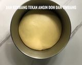 Gambar langkah 8 resipi Bomboloni Coklat.