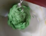 Foto langkah ke 2 dari resep Pandan Wool Roll Bread.