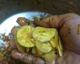 A picture of step 3 of Chips mint churumuri.