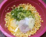 Foto langkah ke 2 dari resep Bakwan Jagung Renyah Tanpa Terigu.