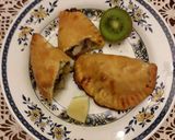 Foto del paso 4 de la receta: 🍽Empanadas rellenas de pollo y alcachofas 🍽😍😃😋