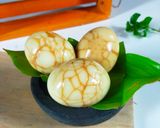 Foto langkah ke 5 dari resep Telur pindang batik.