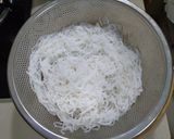 Hình bước làm 4 của món Gỏi Cuốn Tôm Thịt