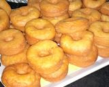 A picture of step 9 of Doughnuts.