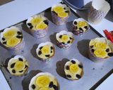 Foto langkah ke 4 dari resep Muffin Banana No Mixer.