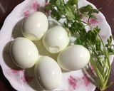 A picture of step 1 of Egg Malai Curry.
