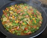 Foto del paso 2 de la receta: Arroz con verduras y salchichas Frankfurt