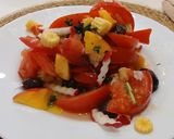 Foto del paso 5 de la receta Ensalada de Tomate Rama, Pavía, Olivas de Aragón y Rabanito