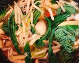 รูปขั้นตอนการทำที่ 4 ของ แกงเห็ดหน่อไม้ผักรวม🥗style by barbie👩🏼‍🍳