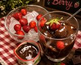 Foto langkah ke 5 dari resep Strawberry Cokelat Siram Viral (Chocoberry).
