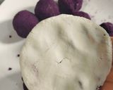 Foto langkah ke 6 dari resep 🍠Purple Sweet Potato (glutinous) pan-fry rice cake/mochi pancake🥞 | crispy, chewy (ubi ungu).