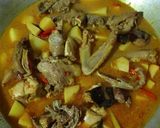 Foto langkah ke 5 dari resep Opor ayam kentang.