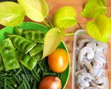Foto langkah ke 1 dari resep Tumis Udang Kacang Panjang.