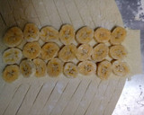 Foto langkah ke 5 dari resep Banana Choco Cheese Strudel.