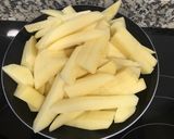 Foto del paso 5 de la receta: Milanesas de pollo con papas fritas 🍟