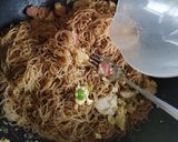 Foto langkah ke 6 dari resep Bihun Goreng.