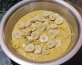 A picture of step 3 of Banana Pakoda.