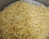 Foto langkah ke 2 dari resep Mie goreng jawa.