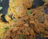 A picture of step 3 of Onion dry besan vegetable.