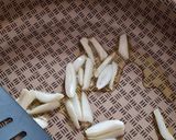 Foto del paso 2 de la receta: Tortilla de hojas de rabanito 🥬 Receta de aprovechamiento ♻️