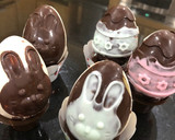 Foto del paso 4 de la receta: Huevos de Pascua rellenos de dulce de leche