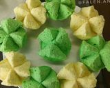 Foto langkah ke 2 dari resep Bolu kukus mekar, 5 BAHAN, tanpa air soda.