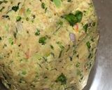 A picture of step 3 of Avocado paratha.