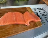Une image de l'étape 2 de Pavé de saumon farci aux herbes fraîches.