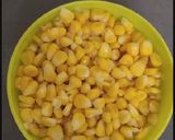 कैप्सिकम कॉर्न पिज़्ज़ा (Capsicum corn pizza recipe in Hindi) रेसिपी चरण 3 फोटो
