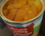 A picture of step 2 of My Mango & Mandarin Juice 😘 #2Flavours.