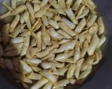 नमक पारे (Namak pare recipe in hindi) रेसिपी चरण 3 फोटो