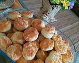 Élesztő nélküli túrós pogácsa recept fázis 3 fotója