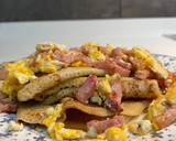 Foto del paso 4 de la receta: Tortitas con huevos revueltos y bacon