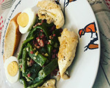 Foto del paso 4 de la receta: Judías verdes salteadas con jamón y filete de pechuga de pollo