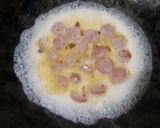 Foto langkah ke 2 dari resep Makaroni sosis keju saos carbonara.