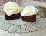 A picture of step 5 of Marble and bounty fudge brownies.