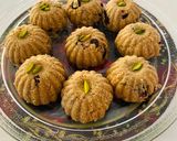 A picture of step 6 of Quinoa Ladoo.