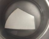 A picture of step 1 of Paneer bhurji.