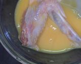 Foto langkah ke 2 dari resep Hot Spicy Chicken Wings.