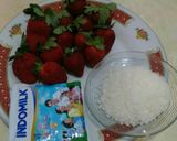 Foto langkah ke 1 dari resep Strawberry smoothie.