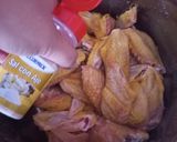 A picture of step 3 of Chicken Wings with Mustard Bechamel Sauce.