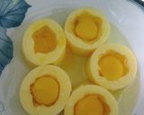 Hình bước làm 1 của món Món cho bé_Đậu hũ hấp trứng cút sốt dầu hào