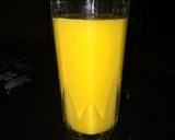 A picture of step 4 of Mango and pineapple smoothie.