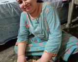 A picture of step 1 of Chana chatpata chutney (Assamese called boot bota).