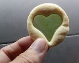 Foto del paso 4 de la receta: Galletitas con corazón de cristal