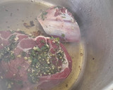 Foto del paso 2 de la receta: Jarrete de ternera guisado con patatas