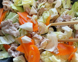 A picture of step 4 of ☆Bulgogi-Style Stir-Fried Udon☆.