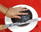 எஃலெஸ் சாக்லேட் ட்ரஃபில் கேக் (Eggless Choco Truffle Cake Recipe in TAmil) ரெசிபி ஸ்டேப் 14 புகைப்படம்